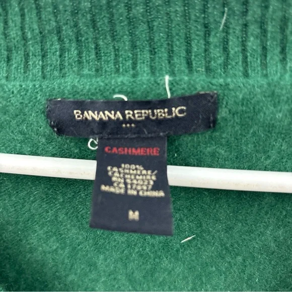 Banana Republic 100% Cashmere Women’s Med V Neck Long Sleeve Sweater Top Green - Picture 2 of 8